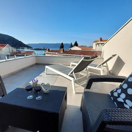 Villa Luni Blace Eksteriør billede