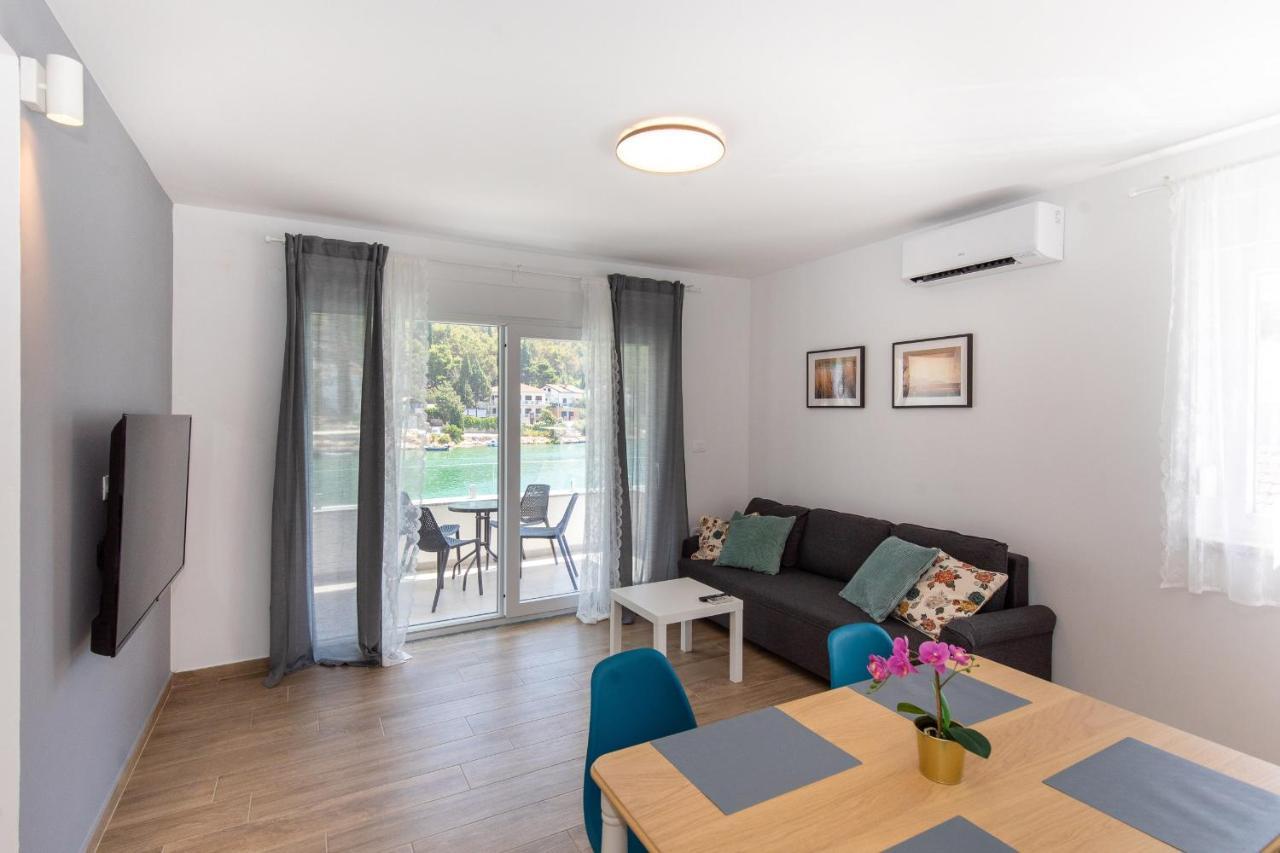 Villa Luni Blace Eksteriør billede